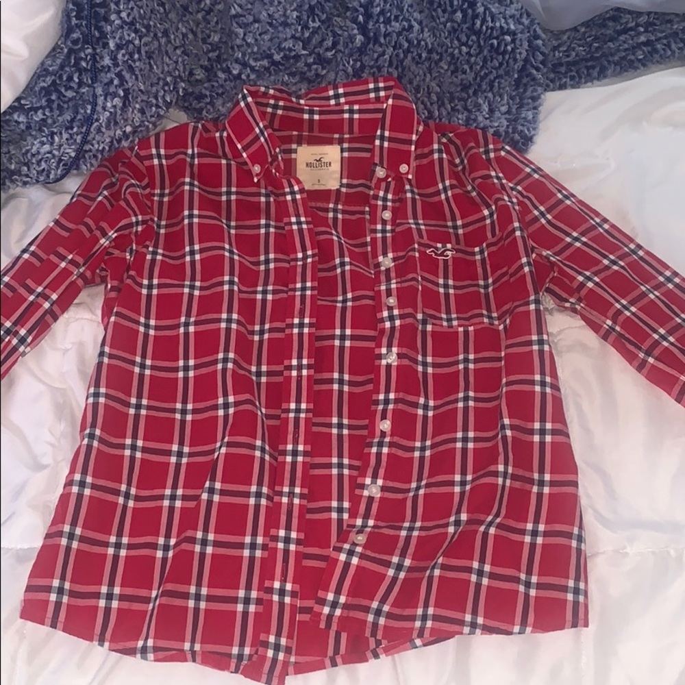 hollister shirt